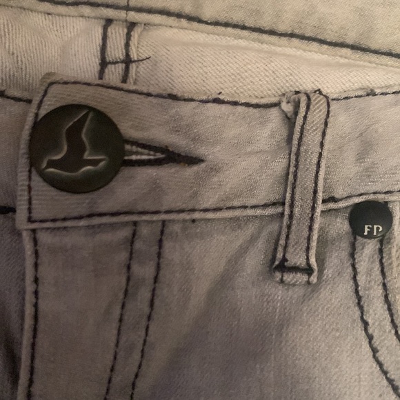 Free People Low Rise Denim Jeans. Size 30, Light Gray with Black Stitching. - Picture 3 of 5